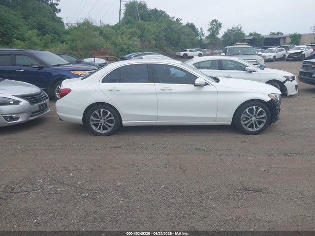45349336 :رقم المزاد ، 55SWF4JB8FU053652 vin ، 2015 Mercedes-benz C 300 مزاد بيع
