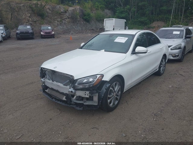 45349336 :رقم المزاد ، 55SWF4JB8FU053652 vin ، 2015 Mercedes-benz C 300 مزاد بيع