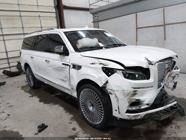45349340 :رقم المزاد ، 5LMJJ3TT1JEL16903 vin ، 2018 Lincoln Navigator L Black Label مزاد بيع