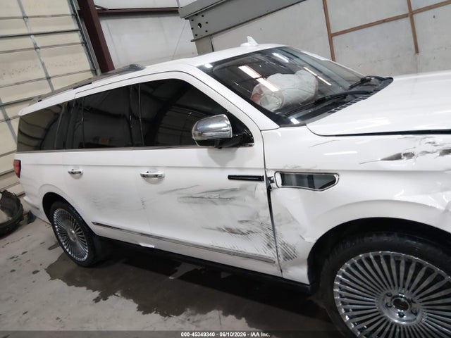 2018 Lincoln Navigator L Black Label მანქანა იყიდება აუქციონზე, vin: 5LMJJ3TT1JEL16903, აუქციონის ნომერი: 45349340