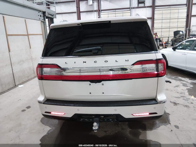 2018 Lincoln Navigator L Black Label მანქანა იყიდება აუქციონზე, vin: 5LMJJ3TT1JEL16903, აუქციონის ნომერი: 45349340