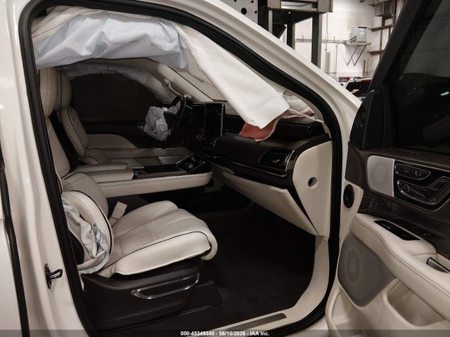 2018 Lincoln Navigator L Black Label მანქანა იყიდება აუქციონზე, vin: 5LMJJ3TT1JEL16903, აუქციონის ნომერი: 45349340