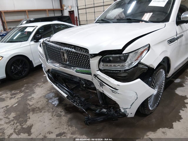 2018 Lincoln Navigator L Black Label მანქანა იყიდება აუქციონზე, vin: 5LMJJ3TT1JEL16903, აუქციონის ნომერი: 45349340