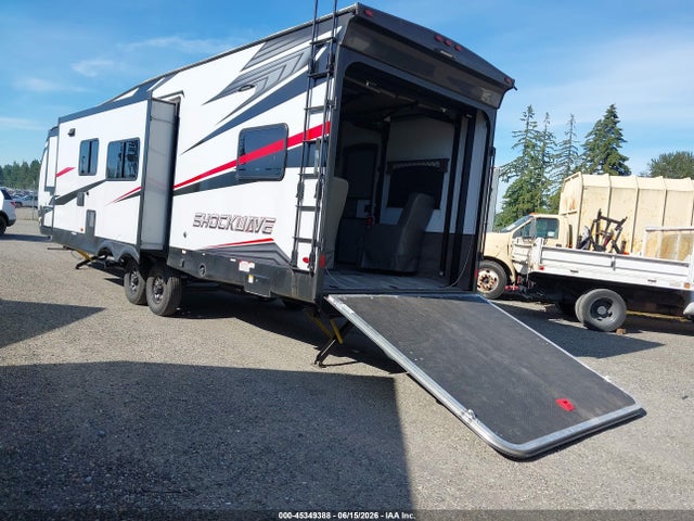 Продажа на аукционе авто 2021 Forest River Shockwave 30dsgdx, vin: 4X4TSHF23ME005792, номер лота: 45349388