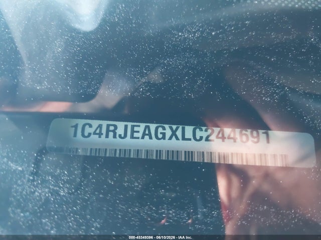 1C4RJEAGXLC244691 Jeep Grand Cherokee Altitude 4x2