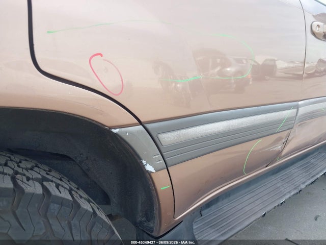 45349427 :رقم المزاد ، JT3HT05J8W0016732 vin ، 1998 Toyota Land Cruiser مزاد بيع