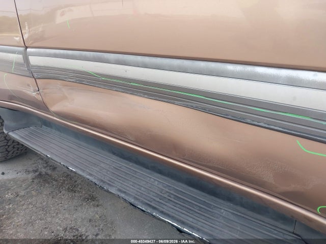 45349427 :رقم المزاد ، JT3HT05J8W0016732 vin ، 1998 Toyota Land Cruiser مزاد بيع