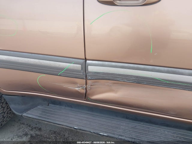 45349427 :رقم المزاد ، JT3HT05J8W0016732 vin ، 1998 Toyota Land Cruiser مزاد بيع
