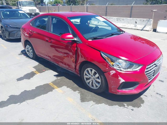 Hyundai ACCENT SE 2018 3KPC24A34JE013673 Image 1