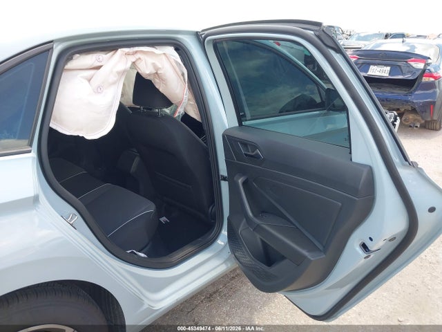 2026 Volkswagen Jetta Sport მანქანა იყიდება აუქციონზე, vin: 3VWBW7BU5TM010053, აუქციონის ნომერი: 45349474