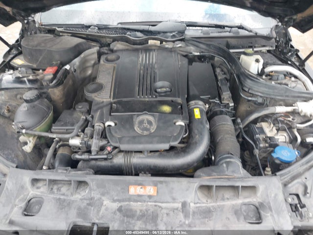 2014 Mercedes-benz C 250 მანქანა იყიდება აუქციონზე, vin: WDDGJ4HB5EG280074, აუქციონის ნომერი: 45349495