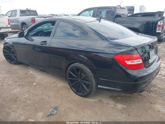 2014 Mercedes-benz C 250 მანქანა იყიდება აუქციონზე, vin: WDDGJ4HB5EG280074, აუქციონის ნომერი: 45349495