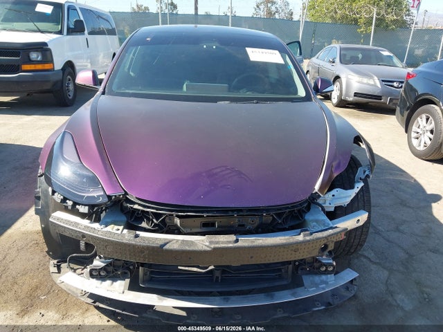 2022 Tesla Model 3 Long Range Dual Motor All-wheel Drive მანქანა იყიდება აუქციონზე, vin: 5YJ3E1EB6NF352393, აუქციონის ნომერი: 45349509