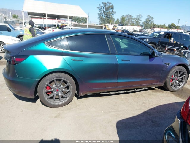 2022 Tesla Model 3 Long Range Dual Motor All-wheel Drive მანქანა იყიდება აუქციონზე, vin: 5YJ3E1EB6NF352393, აუქციონის ნომერი: 45349509