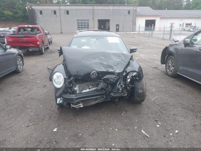3VWJ17AT2GM604463 Volkswagen Beetle 1.8t Sel