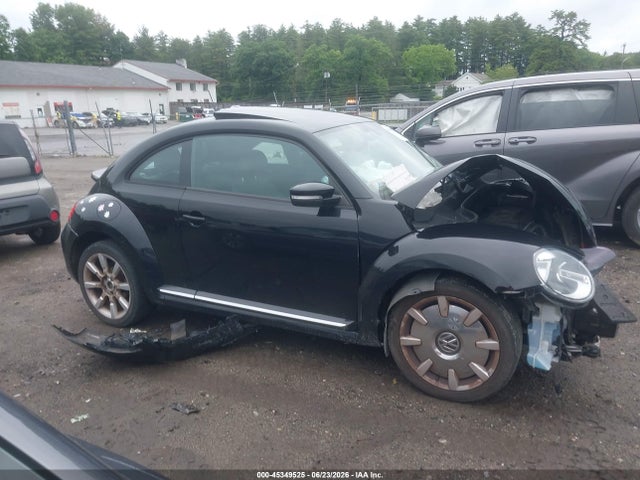 3VWJ17AT2GM604463 Volkswagen Beetle 1.8t Sel