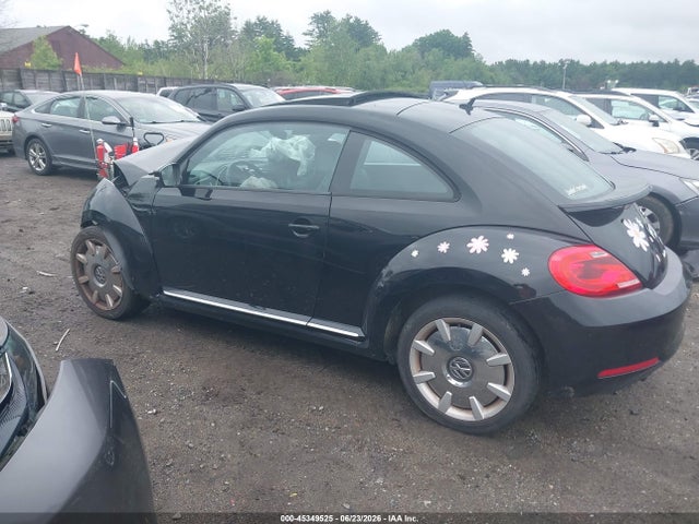 3VWJ17AT2GM604463 Volkswagen Beetle 1.8t Sel
