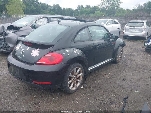 3VWJ17AT2GM604463 Volkswagen Beetle 1.8t Sel
