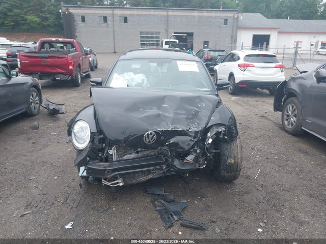 3VWJ17AT2GM604463 Volkswagen Beetle 1.8t Sel