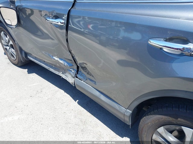 2T3ZFREV0HW313538 Toyota RAV4 LE