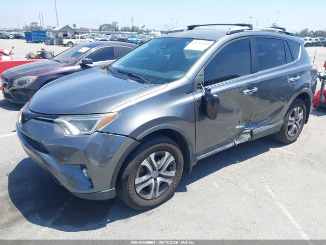 2T3ZFREV0HW313538 Toyota RAV4 LE