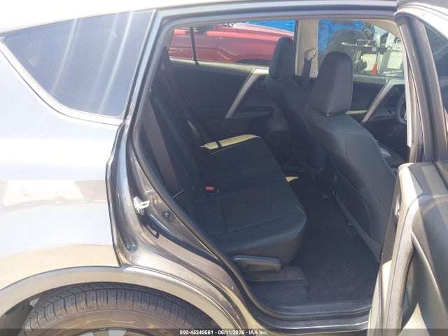 2T3ZFREV0HW313538 Toyota RAV4 LE