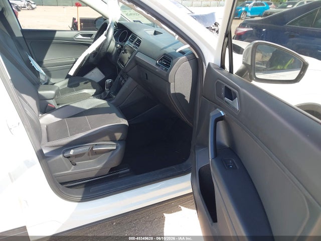 Продажа на аукционе авто 2019 Volkswagen Tiguan 2.0t Se/2.0t Sel/2.0t Sel R-line/2.0t Sel R-line Black, vin: 3VV3B7AX0KM071289, номер лота: 45349628