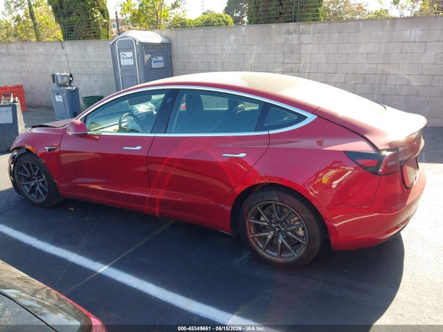 2020 Tesla Model 3 Standard Range Plus Rear-wheel Drive/standard Range Rear-wheel Drive მანქანა იყიდება აუქციონზე, vin: 5YJ3E1EA6LF804623, აუქციონის ნომერი: 45349661