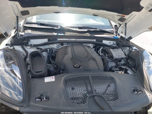 Aukcja sprzedaży 2024 Porsche Macan T, vin: WP1AA2A57RLB16359, numer aukcji: 45349838