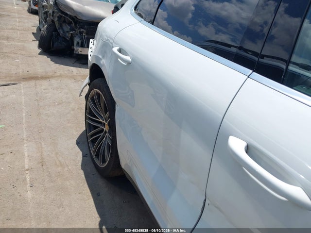 Aukcja sprzedaży 2024 Porsche Macan T, vin: WP1AA2A57RLB16359, numer aukcji: 45349838