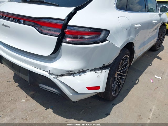 Aukcja sprzedaży 2024 Porsche Macan T, vin: WP1AA2A57RLB16359, numer aukcji: 45349838