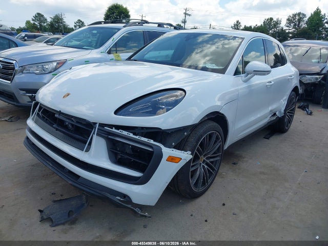 Aukcja sprzedaży 2024 Porsche Macan T, vin: WP1AA2A57RLB16359, numer aukcji: 45349838