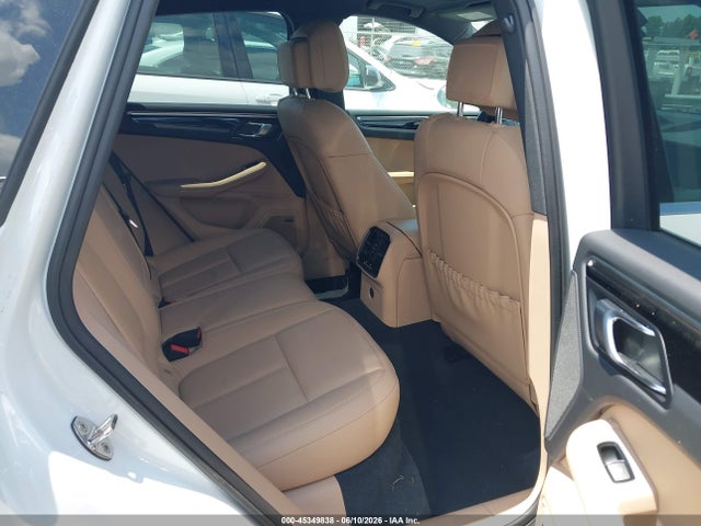 Aukcja sprzedaży 2024 Porsche Macan T, vin: WP1AA2A57RLB16359, numer aukcji: 45349838