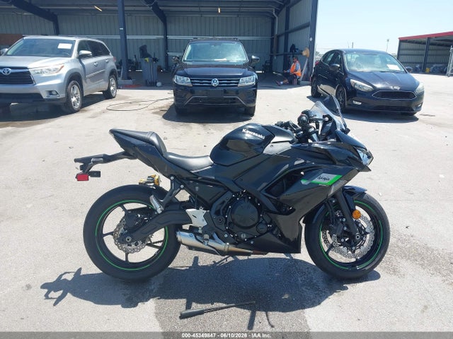 Продажа на аукционе авто 2025 Kawasaki Ex650 R, vin: ML5EXER10SDAE7446, номер лота: 45349847