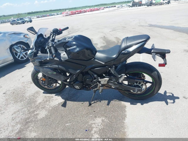 Продажа на аукционе авто 2025 Kawasaki Ex650 R, vin: ML5EXER10SDAE7446, номер лота: 45349847
