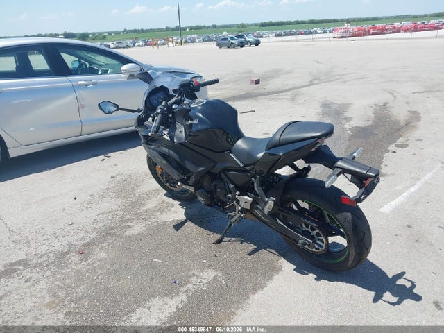 Продажа на аукционе авто 2025 Kawasaki Ex650 R, vin: ML5EXER10SDAE7446, номер лота: 45349847