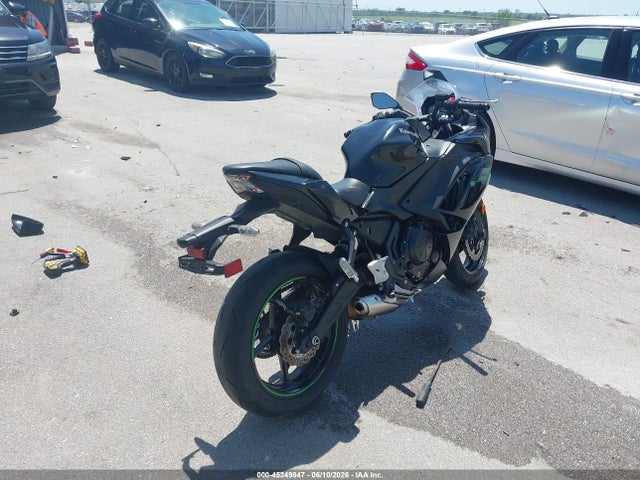 Продажа на аукционе авто 2025 Kawasaki Ex650 R, vin: ML5EXER10SDAE7446, номер лота: 45349847