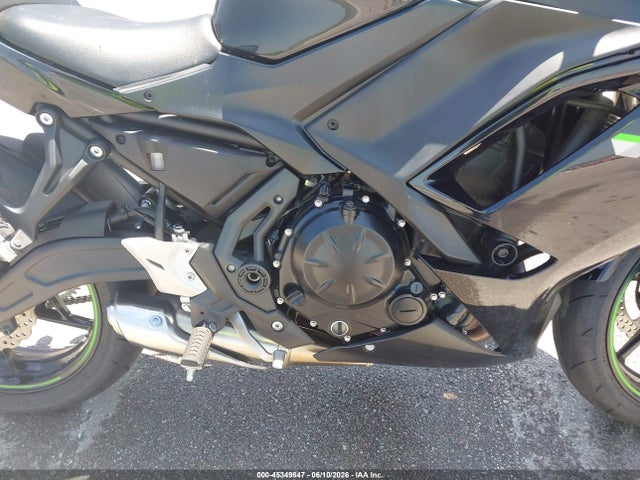 Продажа на аукционе авто 2025 Kawasaki Ex650 R, vin: ML5EXER10SDAE7446, номер лота: 45349847
