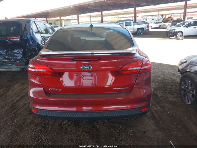Ford Focus Titanium 2017 1FADP3J25HL255113 Image 16