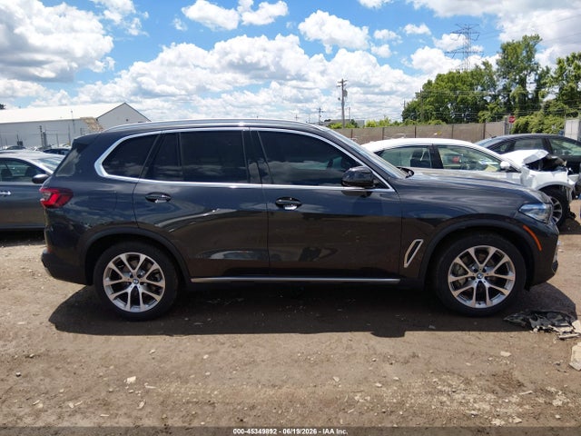 45349892 :رقم المزاد ، 5UXCR6C00N9N24316 vin ، 2022 Bmw X5 Xdrive40i مزاد بيع