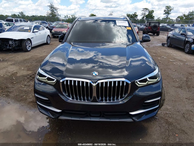 45349892 :رقم المزاد ، 5UXCR6C00N9N24316 vin ، 2022 Bmw X5 Xdrive40i مزاد بيع