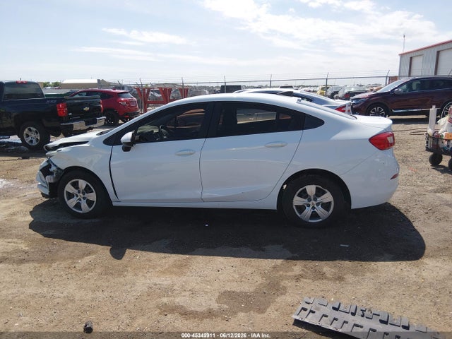 1G1BC5SM0G7281143 Chevrolet Cruze Ls Auto