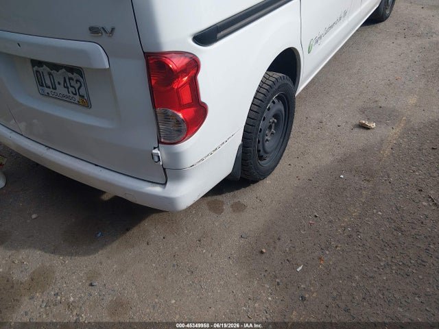 3N6CM0KN2FK721073 Nissan Nv200 S/sv