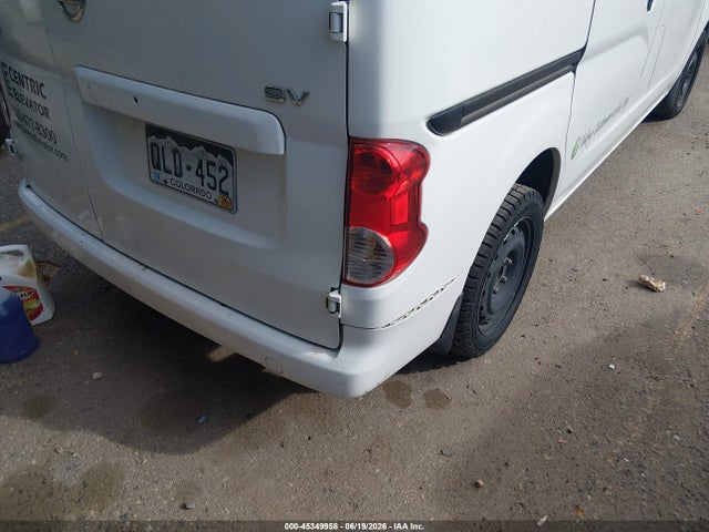 3N6CM0KN2FK721073 Nissan Nv200 S/sv