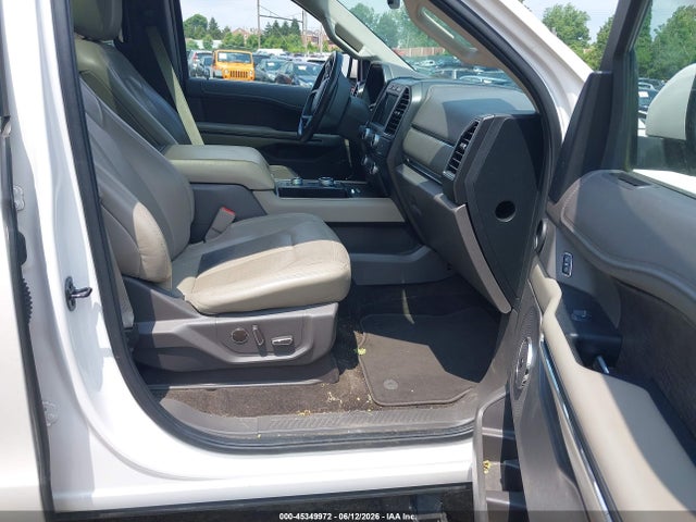 Продаж на аукціоні авто 2018 Ford Expedition Max Limited, vin: 1FMJK2ATXJEA07833, номер лоту: 45349972