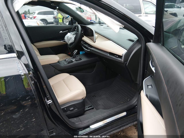45349980 :رقم المزاد ، 1GYAZAR46RF143660 vin ، 2024 Cadillac Xt4 Fwd Luxury مزاد بيع