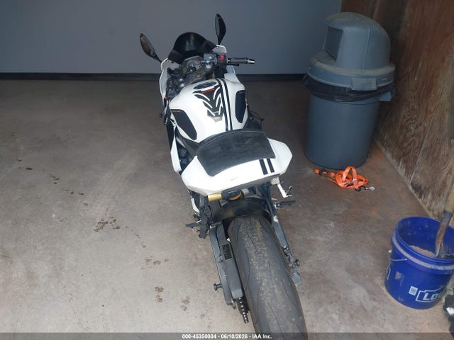Продажа на аукционе авто 2005 Honda Cbr600 Rr, vin: JH2PC37095M208673, номер лота: 45350004