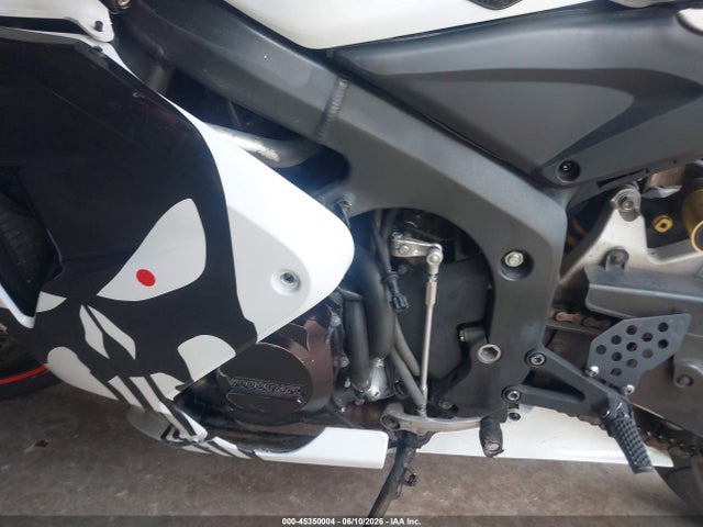 Продажа на аукционе авто 2005 Honda Cbr600 Rr, vin: JH2PC37095M208673, номер лота: 45350004