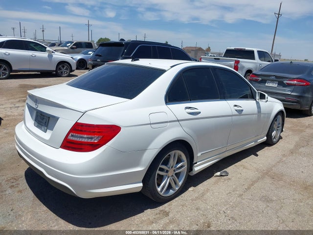 Aukcja sprzedaży 2013 Mercedes-benz C 250 Sport, vin: WDDGF4HB1DR274115, numer aukcji: 45350031
