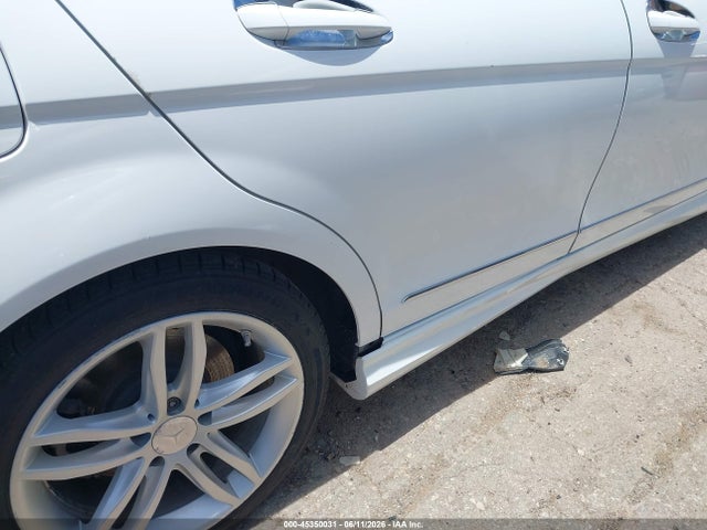 Aukcja sprzedaży 2013 Mercedes-benz C 250 Sport, vin: WDDGF4HB1DR274115, numer aukcji: 45350031